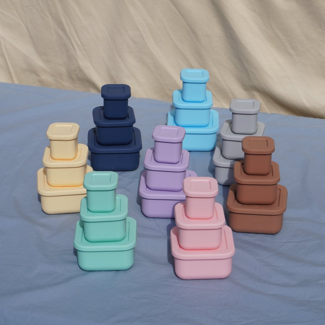 Silicone containers